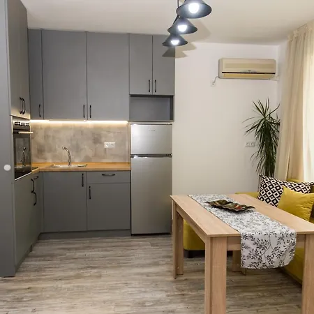 Alagen Apartman Burgasz